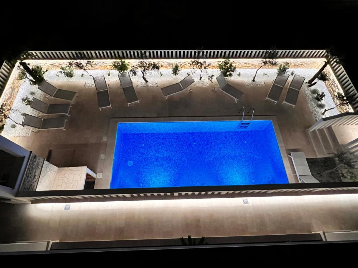 Luxury Beachfront Villa Carlisa Čiovo Dış mekan fotoğraf