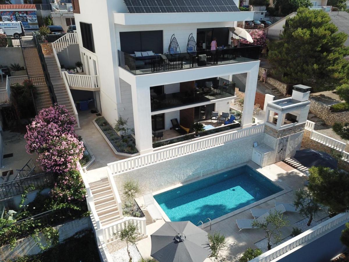 Luxury Beachfront Villa Carlisa Čiovo Dış mekan fotoğraf